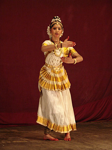 Image:Kerala 06 dance.jpg