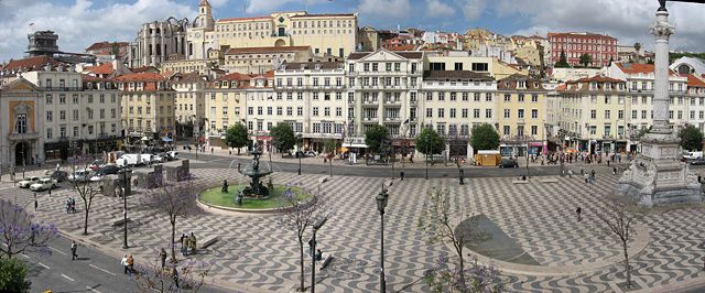 Image:Rossio Lisboa 2007.jpg
