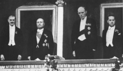 Chamberlain, Mussolini, Viscount Halifax and Ciano, at the Rome Opera House in 1939.