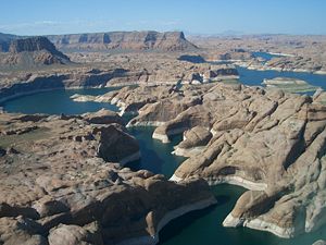 Lake Powell, May 2007. Note the prominent "bathtub ring" caused by low water.