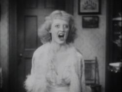 As the shrewish Mildred in Of Human Bondage (1934), Davis was acclaimed for her dramatic performance.