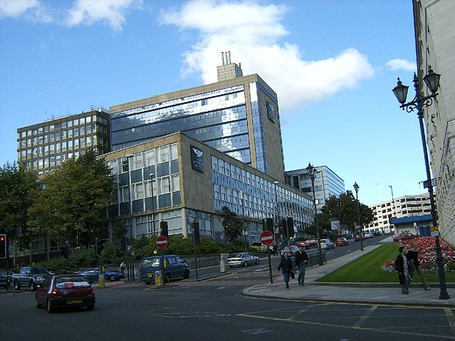 Image:Leeds Metropolitan University.jpg