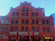 Brewers Quay museum and shopping centre on the harbourside