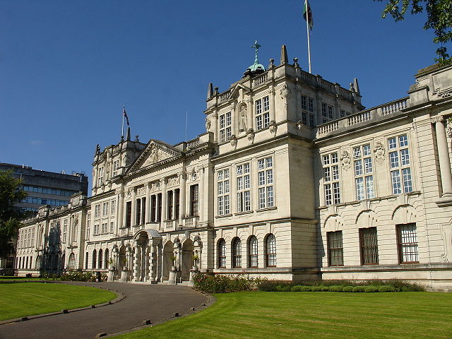 Image:Cardiff University main building.jpg