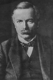 British Prime Minister David Lloyd George praised Pankhurst and the Women's Party: "They have fought the Bolshevist and Pacifist element with great skill, tenacity, and courage."