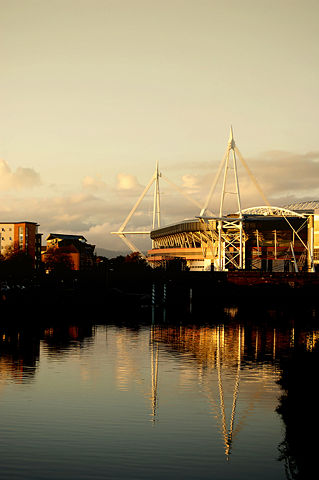 Image:Millennium Stadium, Cardiff, Wales.jpg