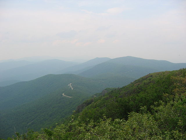 Image:From the top of stonyman summit.jpg