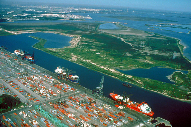 Image:Houston Ship Channel Barbours Cut.jpg