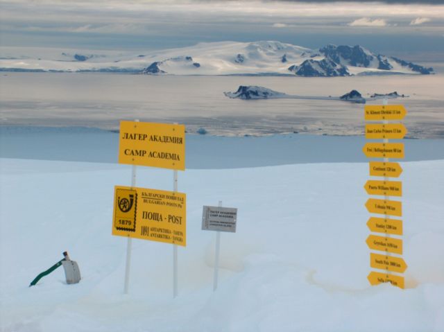 Image:Antarctic-Postal-Services.jpg