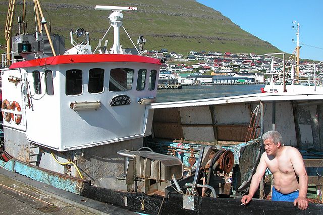 Image:Klaksvík, Faroe Islands (2).JPG