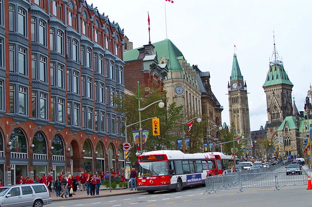 Image:Ottawa Elgin Street at Queen.jpg
