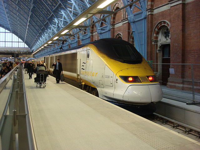 Image:Eurostar at St Pancras railway station.jpg