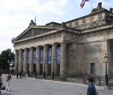 At the Royal Scottish Academy, Edinburgh, William Henry Playfair employs a Greek Doric octastyle portico.