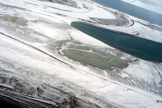 Image:Arctic from helicopter.JPG