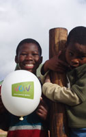 SOS children with WOW balloon