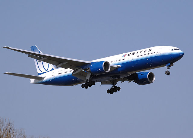 Image:United.b777-200.n772ua.arp.jpg