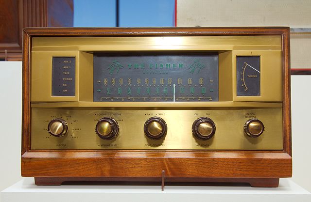 Image:Fisher 500 radio.jpg