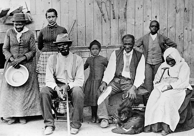 Image:Harriet Tubman, with rescued slaves, New York Times.JPG