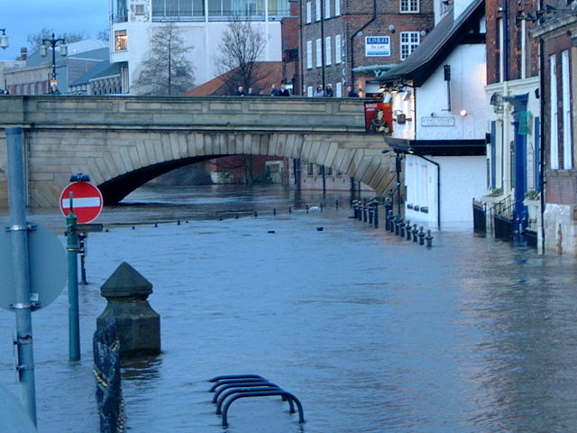 Image:Kingsarams flood.JPG