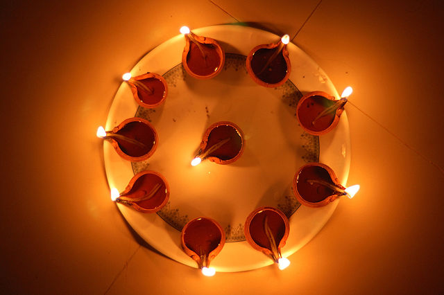 Image:Diyas.jpg