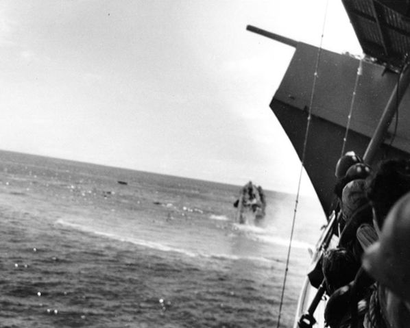Image:USS Hammann sinking 1942-06-06 seen from USS Yorktown.jpg