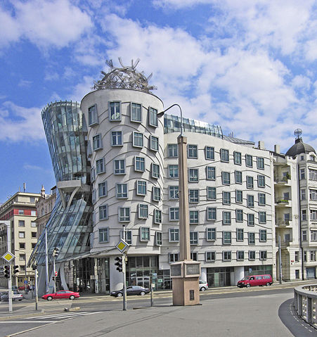 Image:Prag ginger u fred gehry.jpg