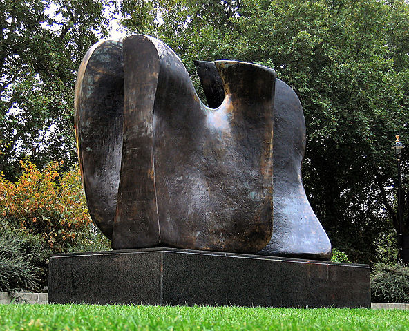 Image:HenryMoore KnifeEdgeTwoPiece02b.jpg