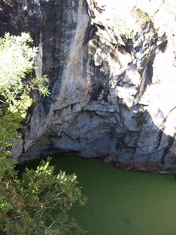 Image:Crater-Hypipamee.JPG