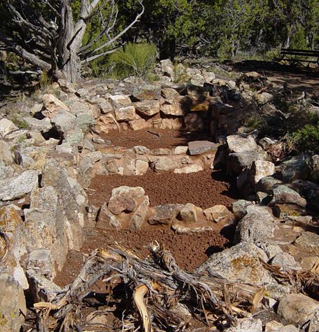 Image:Tusayan at the Grand Canyon-storage areas.jpeg