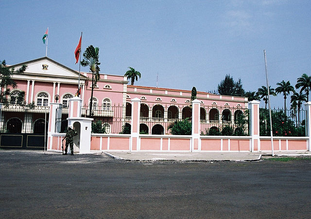 Image:Sao tome palace.jpg