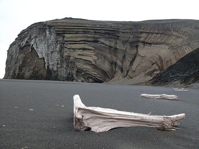 Image:Jan mayen egg-oeja hg.jpg