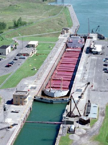 Image:Eisenhower Locks.jpg