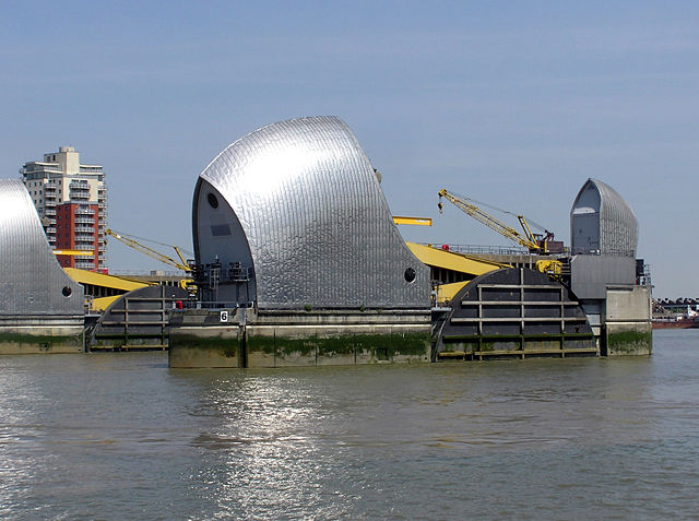 Image:Thames.barrier.6.london.arp.jpg