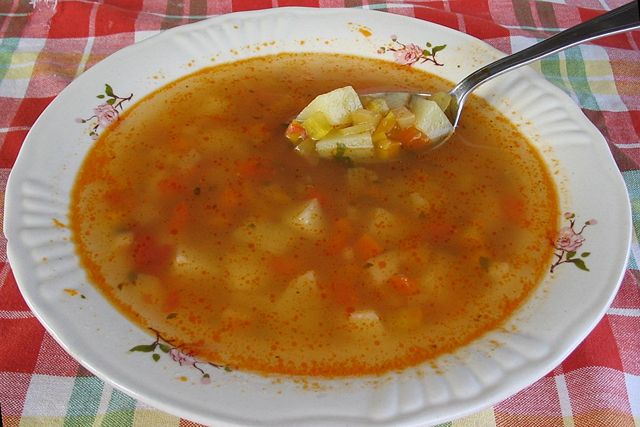 Image:Romanian potato soup.jpg