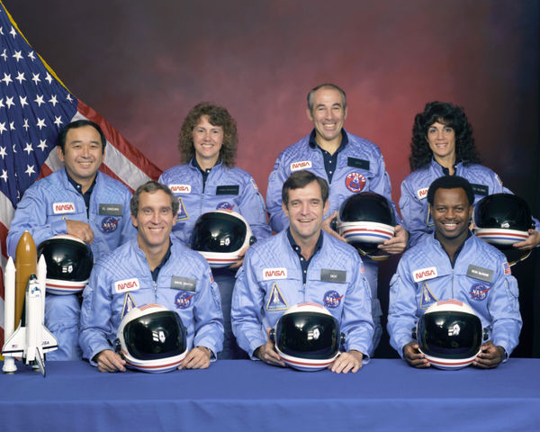Image:Challenger flight 51-l crew.jpg