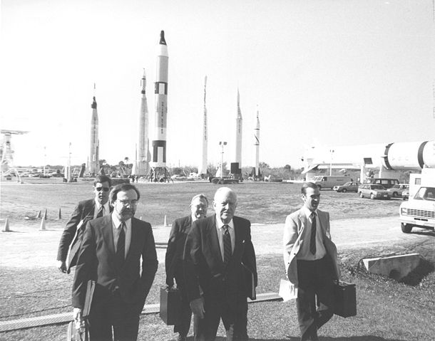 Image:Rogers Commisions arrive at Kennedy Space Center.jpg