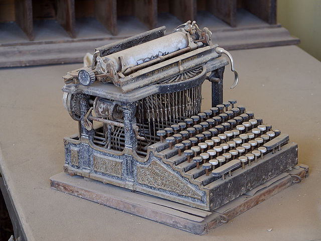 Image:Smith Premier Typewriter.jpg