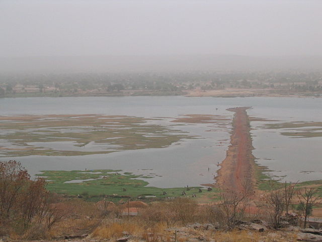 Image:Niger river at Koulikoro.jpg