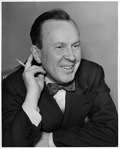 Image:Lester B. Pearson with a pencil.jpg