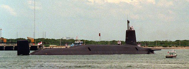 Image:HMS Vanguard April 1994.jpg