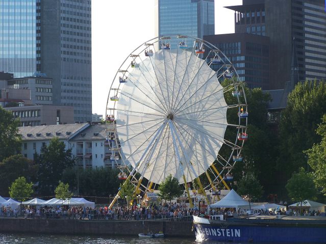 Image:Museumsuferfest 2005 - Riesenrad.jpg