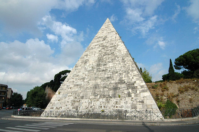 Image:Pyramid of cestius.jpg