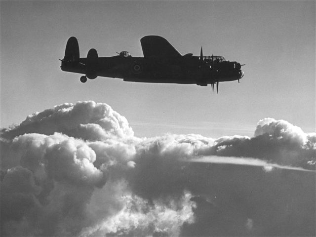Image:Avro Lancaster B Mk II ExCC.jpg