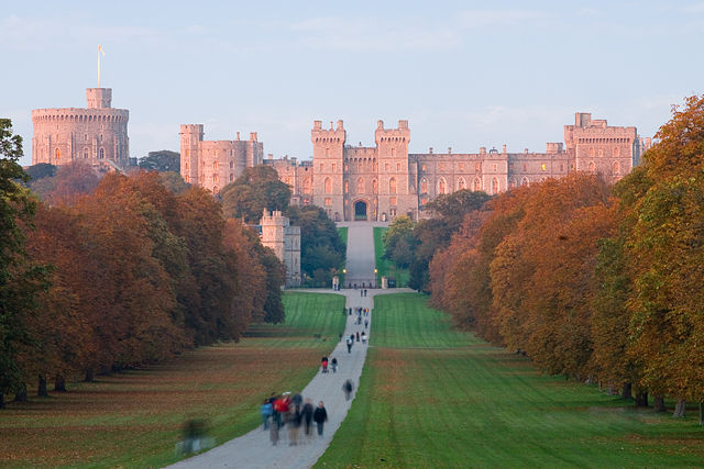 Image:Windsor Castle at Sunset - Nov 2006.jpg