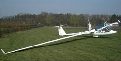 ASH25M - a self-launching two-seater glider