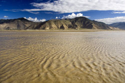  Yarlung Tsangpo River