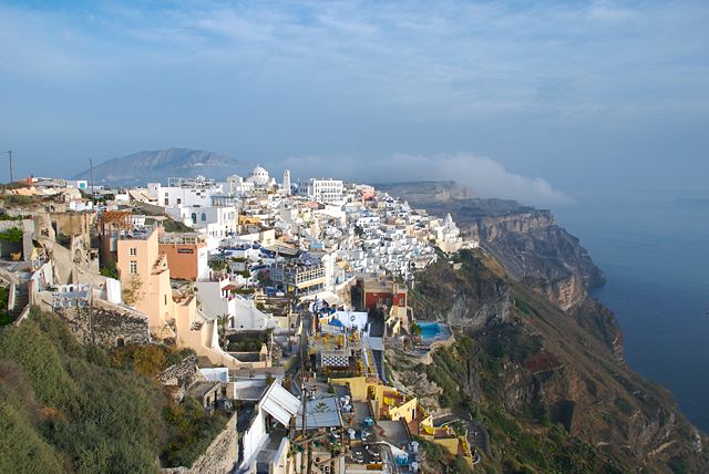 Image:Fira at Santorini (from north).jpg