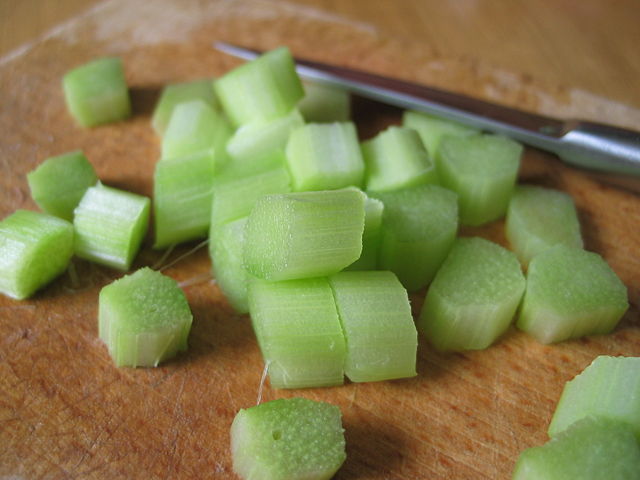 Image:Shucked and sliced up rhubarb.jpg