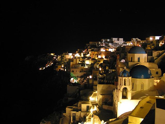 Image:Oia at night.jpg