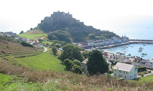 Image:Mont Orgueil castle Jersey.jpg